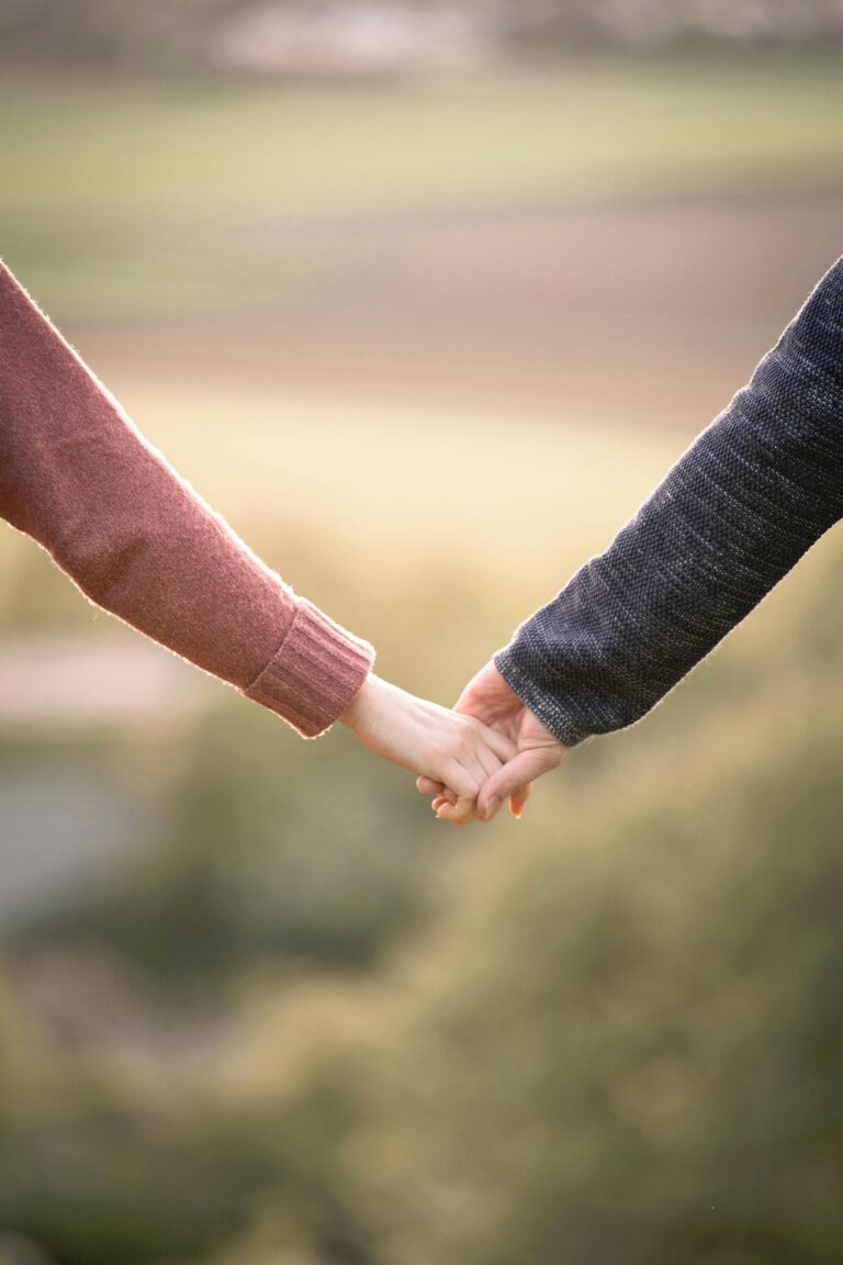 Compatibility in Relationships: Keys to Lasting Connection