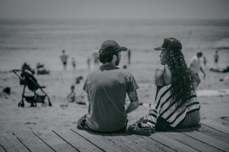 Understanding Trauma Bonding with an Avoidant Partner